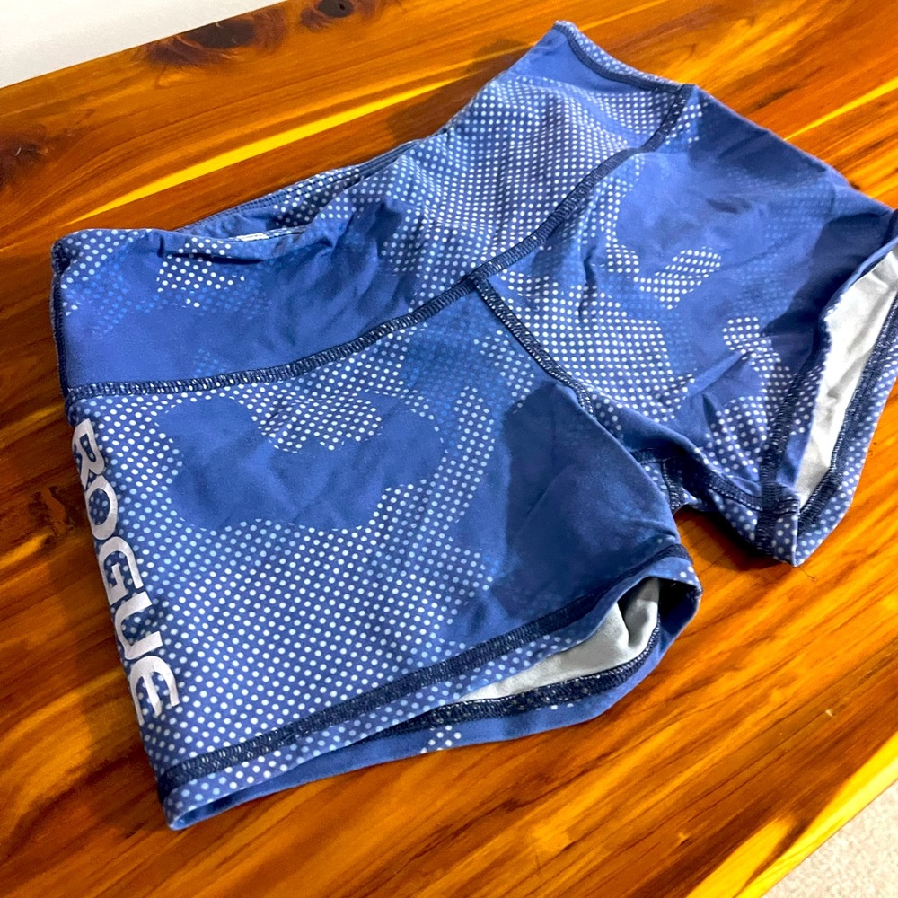 Rogue Fitness - booty shorts - size small - 2 inch inseam